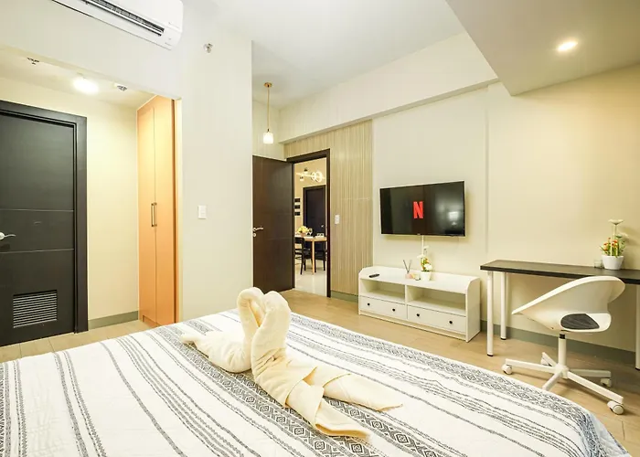 Premium 3br Uptownbgc W/ Bathtub & Balcony *