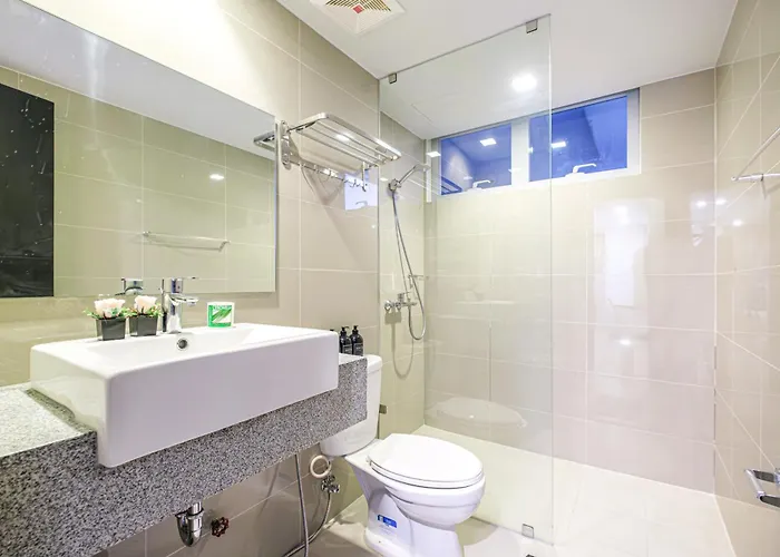 Premium 3br Uptownbgc W/ Bathtub & Balcony Apartment