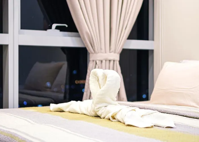 Premium 3br Uptownbgc W/ Bathtub & Balcony