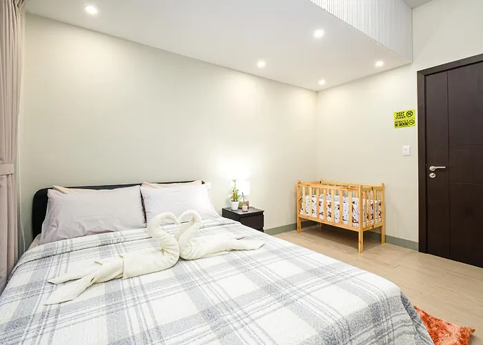 Apartment Premium 3br Uptownbgc W/ Bathtub & Balcony Manila