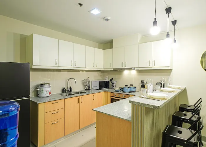Premium 3br Uptownbgc W/ Bathtub & Balcony Apartment Manila