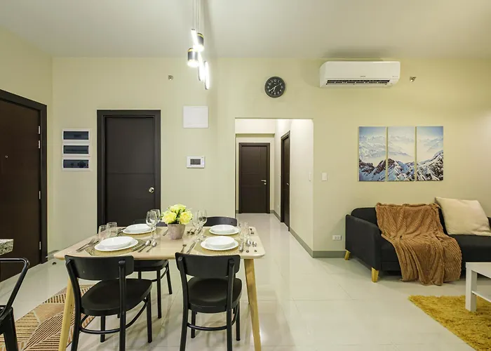 Premium 3br Uptownbgc W/ Bathtub & Balcony Manila