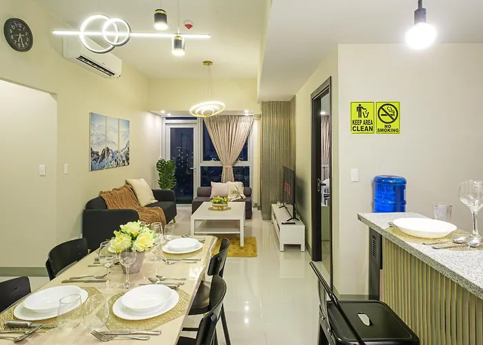 Premium 3br Uptownbgc W/ Bathtub & Balcony Apartment *